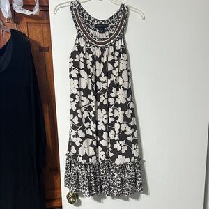 Floral Black and White Sleeveless Dress